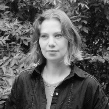 eden headshot bw 