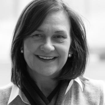 Marie Bracey (Domestic Bursar at The Queen’s College) Marie Bracey (Domestic Bursar at The Queen’s College)